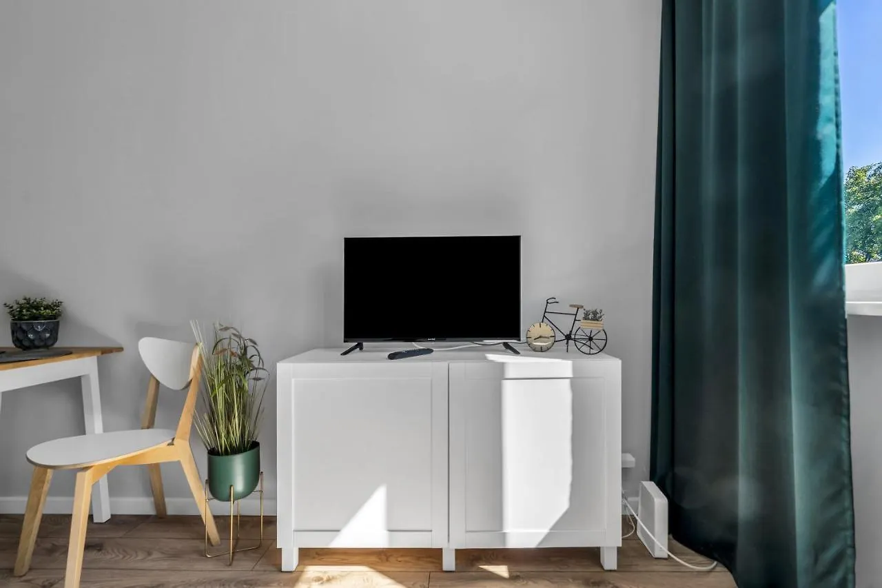 Warsaw City Center Studio - Park, Subway Nearby - By Rentujemy Apartment