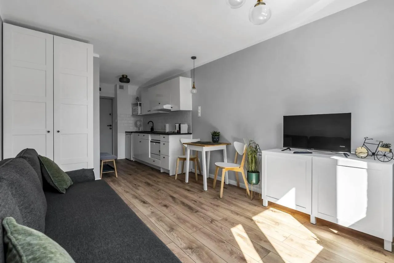 Warsaw City Center Studio - Park, Subway Nearby - By Rentujemy Apartment